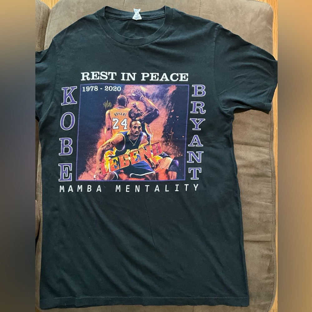 Black Kobe Bryant Tribute T-Shirt Size M